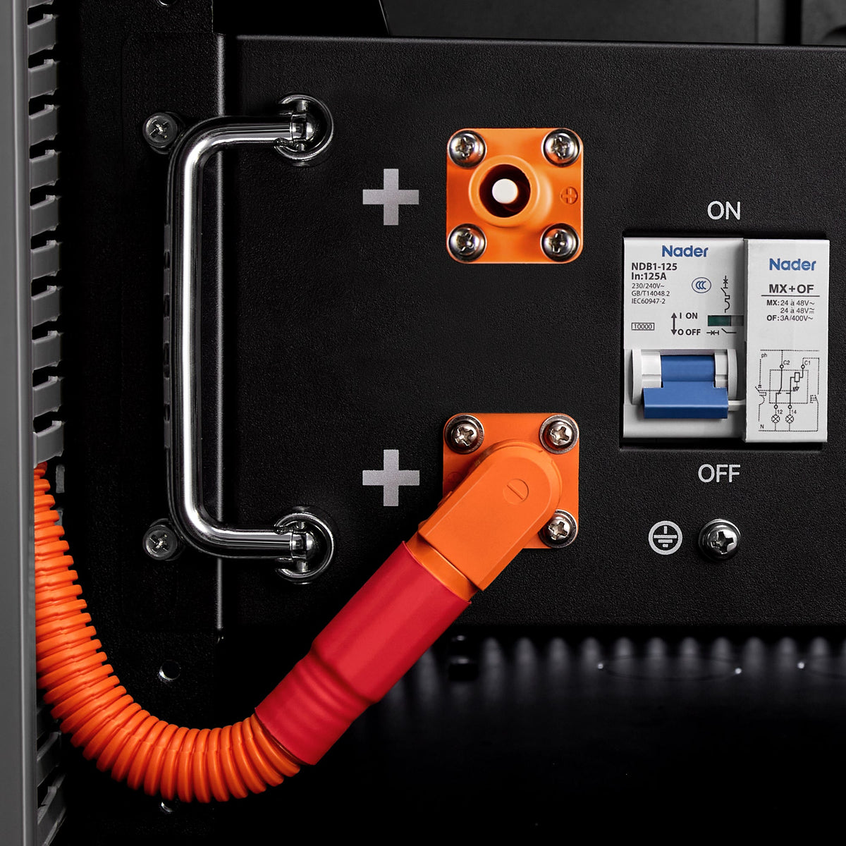 Battery Server Rack for ALPHA 5 PRO – 6-Slot Enclosed Cabinet