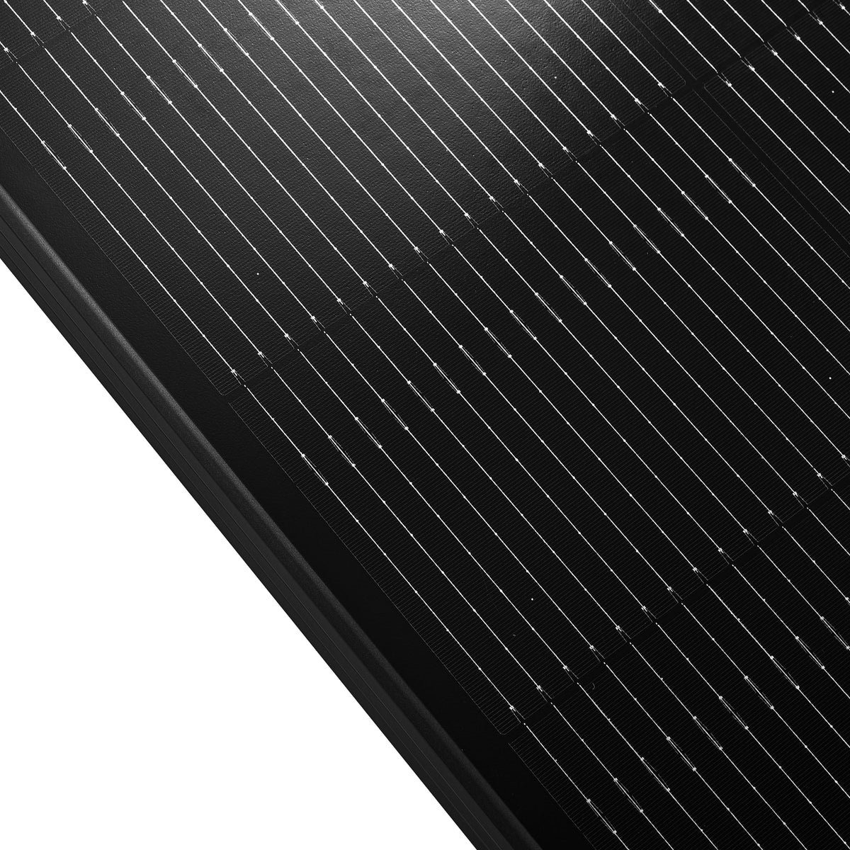 MEGA 200 Onyx – 200W 12V All-Black Solar Panel